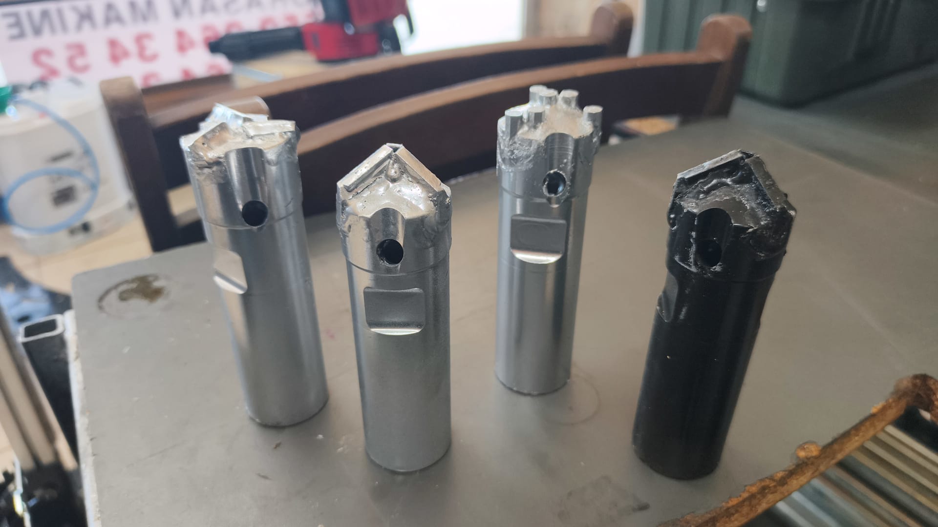 Elektirikli Açılı Ayaklı Sehpalı Profosyonel Makine